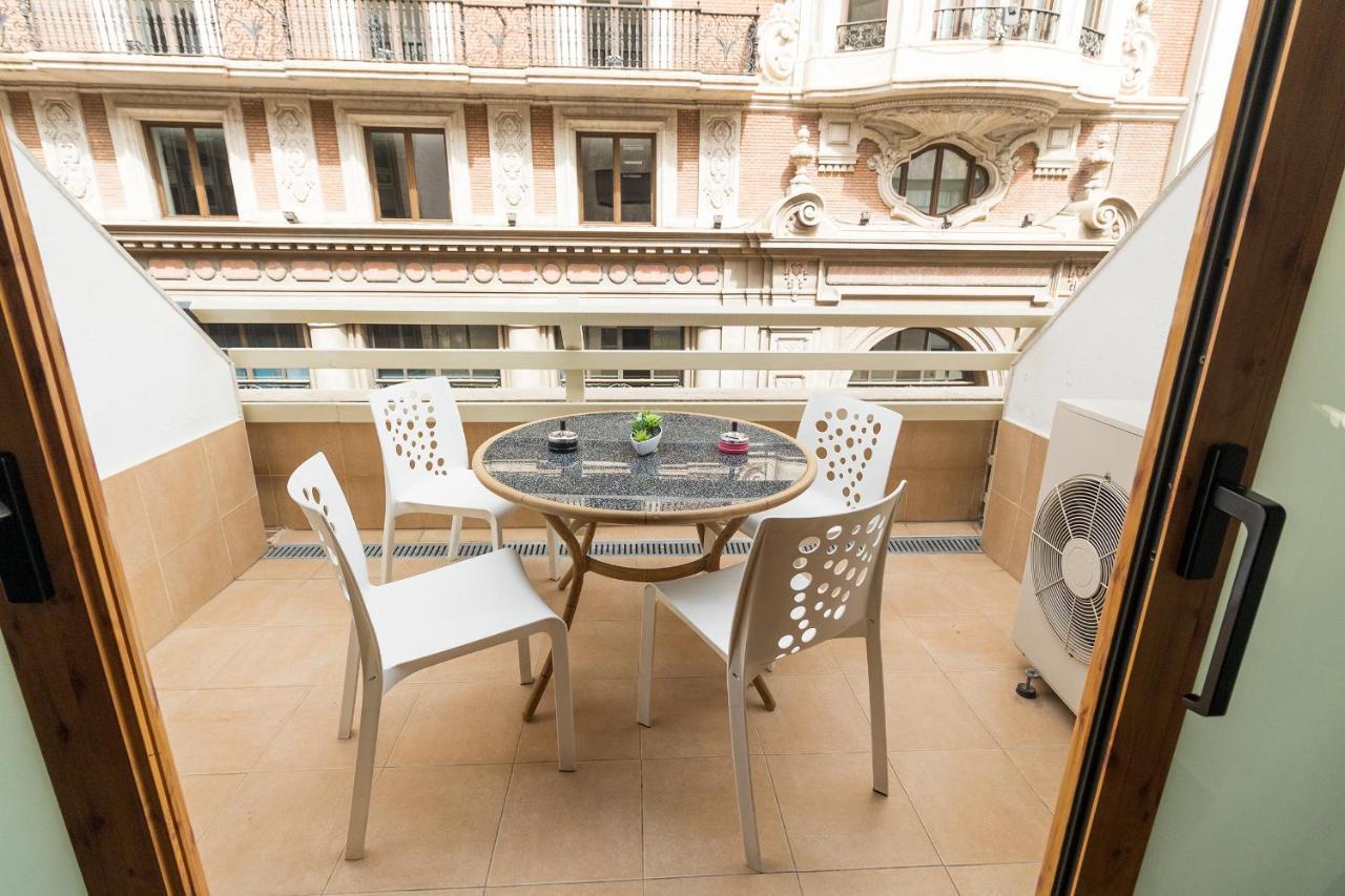 Loft Con Terraza Centro Valencia Apartment Exterior photo